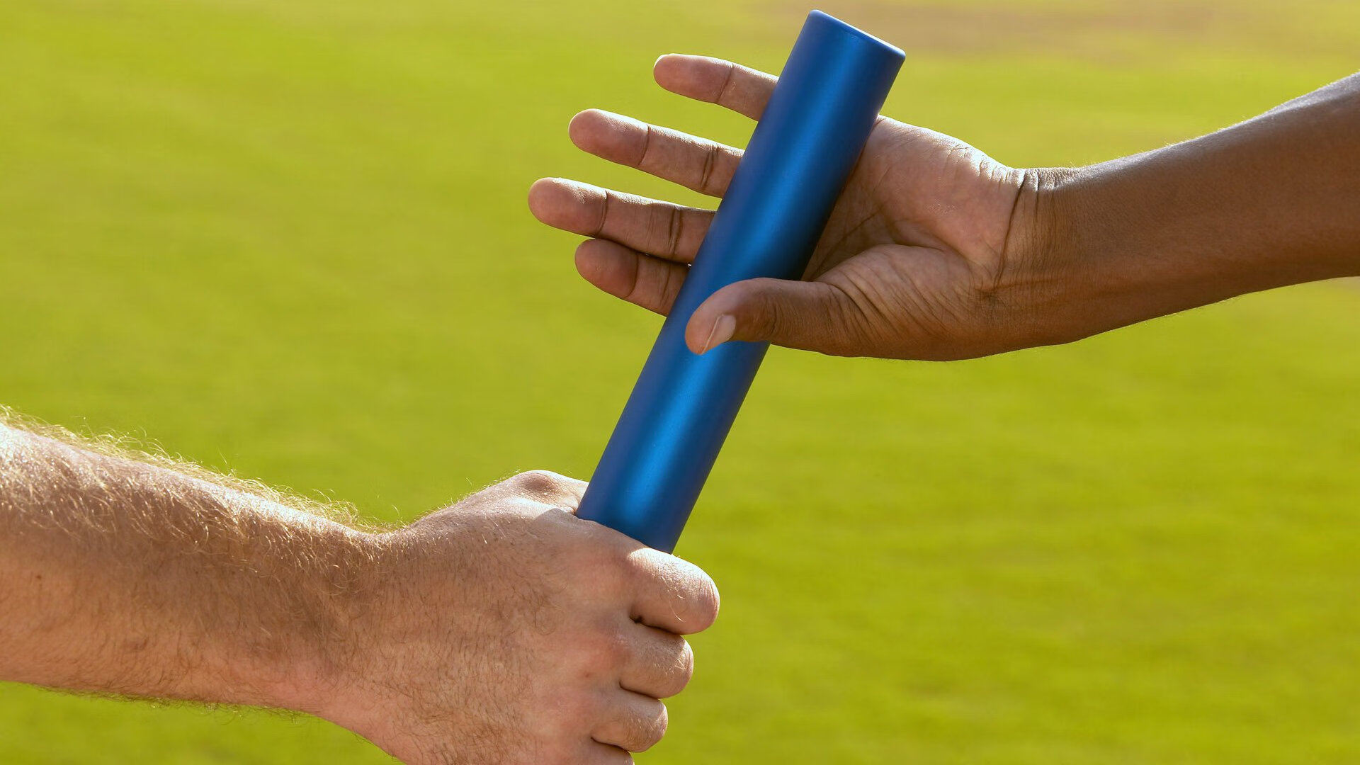 开云权威入口-俱乐部与高校共建青训基地签署合作备忘录，普通青训俱乐部方向